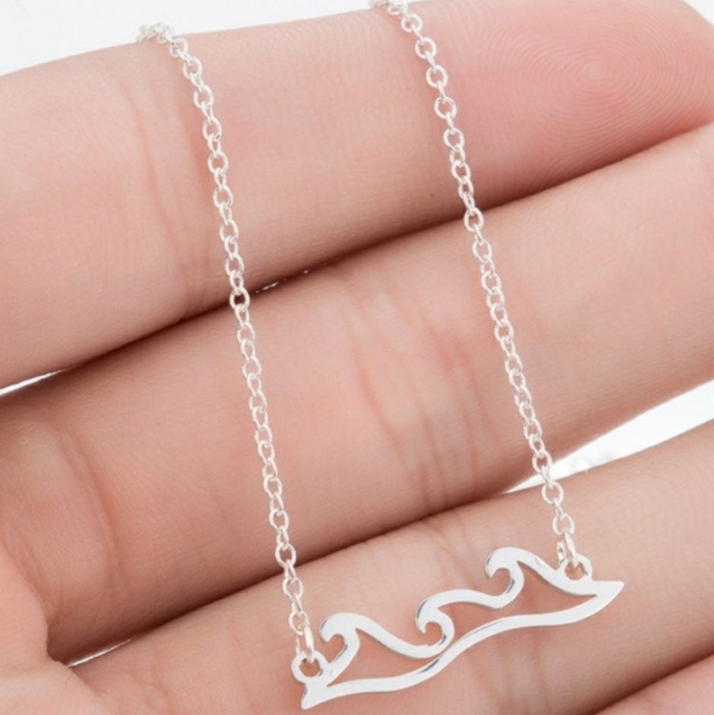 Waves Necklace Silver